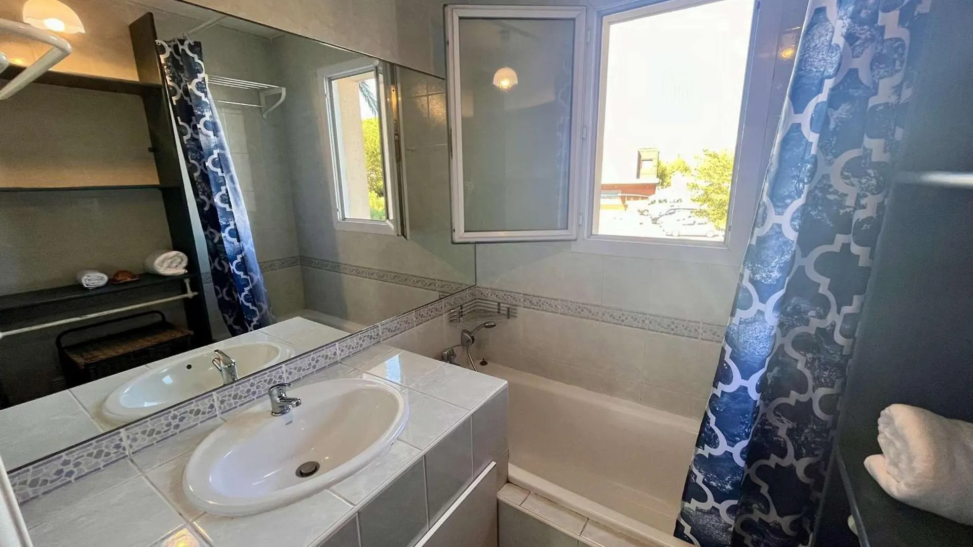 Appartement Confort 4 Pers, Proche Plage Et Centre, Parking Inclus - Saint Raphael - Fr-1-226A-46