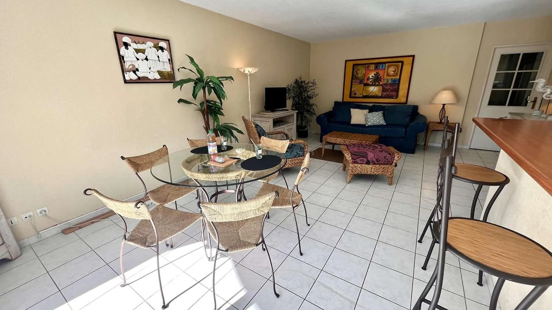 Appartement Confort 4 Pers, Proche Plage Et Centre, Parking Inclus - Saint Raphael - Fr-1-226A-46